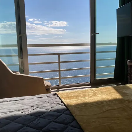 With Amazing Sea View Apartamento *